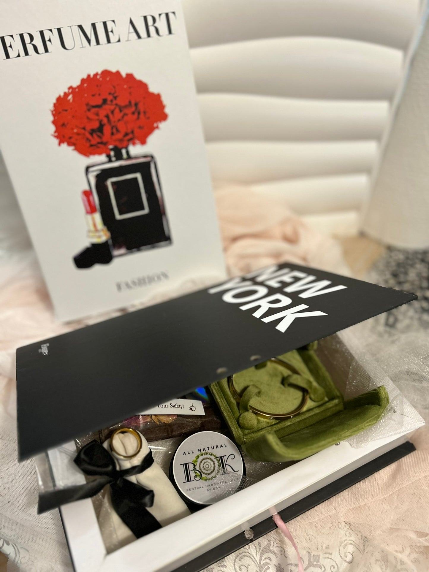 Голема тајна книга Просто расипи ме (подарочна кутија)